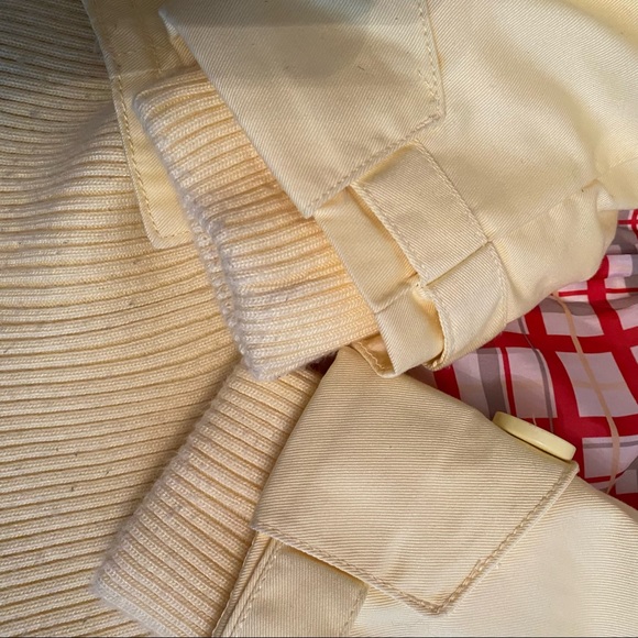 Yellow "Short Trenchcoat" Jacket Style w/ Belt - Picture 5 of 11